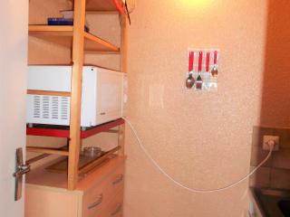 Studio Confortable avec Balcon et Accès Pistes, Piscine Chauffée - FR-1-267-203 - 5