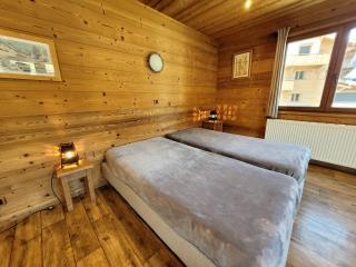 Appartement lumineux au centre, proche des pistes, balcon, idéal pour 5 personnes - FR-1-598-103 - 9