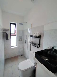 The Falcon Villa - 8