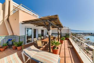 Holidays2Fuengirola Duplex with stunning sea view, terraces,1st line beside port - Fuengirola - 4