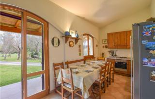 4 Bedroom Amazing Home In Pietrasanta - 6