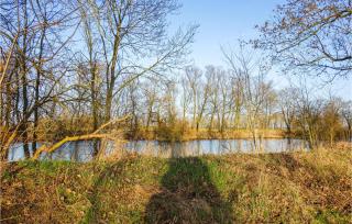 Gorgeous Apartment In Detern With Wifi - 1