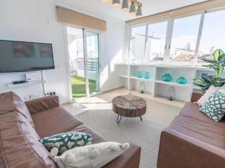 VACATION MARBELLA I Terrazas de Banus, Romantic, Jacuzzi, Pet-Friendly, Cosy Duplex Penthouse, 2min walk to Marina - 7