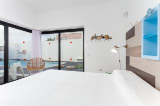 Villa Luxury Azul Private Pool and BBQ Corralejo By Holidays Home - Corralejo - 8