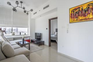 HiGuests - Exceptional Apt with Furnished Terrace By the Sea - Dubai - 3