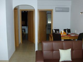 Stunning 1-Bed Apartment in Olhos de Agua - 2
