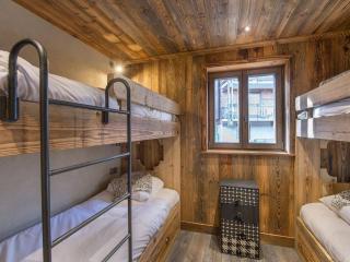 Superbe appartement de 4 chambres au centre de Courchevel 1850, proche des pistes et commerces - FR-1-564-79 - Courchevel - 3