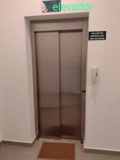 QUARTO ANDAR VISTA PARA O MAR COM piscina CLIMATIZADA - 1