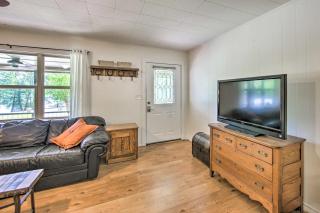Quiet Home on Lake Hawkins with Kayaks and Dock! - Hawkins - 5
