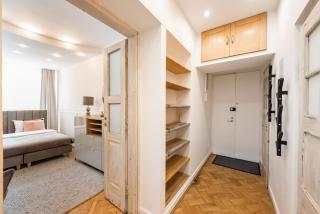 Premium Artdeco Boutique by BookingHost - 3