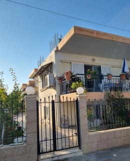Eleni's Apartments - Nea Irakleia - 0
