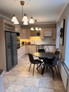 No 10 Bridge Street - Town Centre Apartment - 4