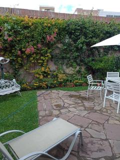 Hermoso departamento en pleno centro con patio - 6