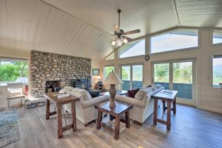 House with Balcony about 5 Mi to Cranmore Resort! - 6