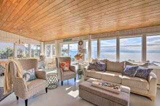 Waterfront Ferndale Home Deck and Beach Access - Ferndale - 8