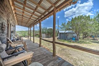 2 Rustic Cabins with Porches on Remote Ranch! - Sabinal - 9