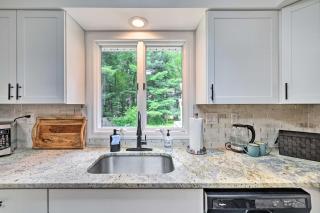 Pocono Home with Hot Tub, Fireplace and Game Room! - 2