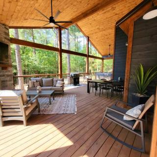 New Luxury Cabin. Sleeps 12- Hot Tub- Pet Friendly - Broken Bow - 6