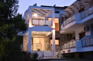Dioscuri Luxury Apartments - Skala Potamias - 8