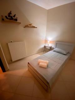 Quite, Fully equipped apartment in Artemis - Artemida - 3