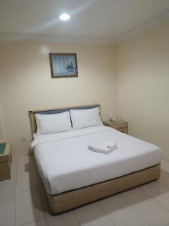 HOTEL AMBASSADOR 2 - 1