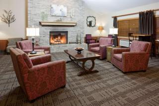 AmericInn by Wyndham Osceola - Osceola - 8