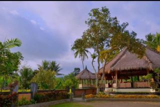 Hakiki Inn Bungalows - Tetebatu - 0