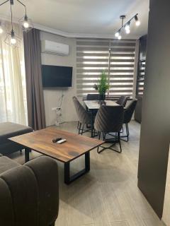 Valencia Gardens Luxury Apartments - 9