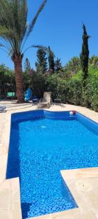 Villa Neyla Four bedroom Coral Bay Beach front - Coral Bay - 9