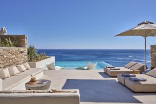 Ios Grand Pool Suites - Mylopotas - 0