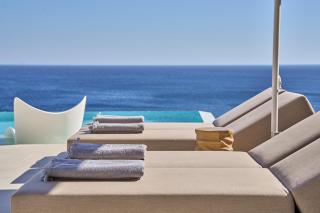 Ios Grand Pool Suites - Mylopotas - 6