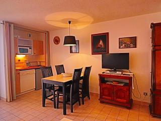Studio Cabine en Front de Mer à Sète, Parking Privé, Piscine - 2 Clés Vacances - FR-1-472A-151 - Sète - 8