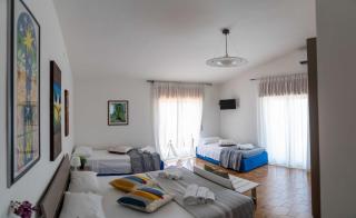 Queen's Bed & Breakfast - Grisolia - 7