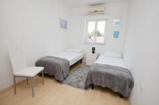 Kuca za odmor Toksini - 2