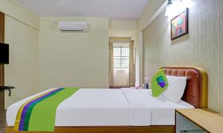 Treebo Akshaya Mayflower Vijaya Bank Layout - Bangalore - 2
