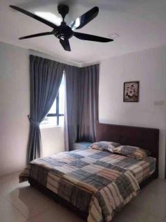 KH Water Park Manhattan Condo Ipoh Homestay - Kampong Pinji - 1