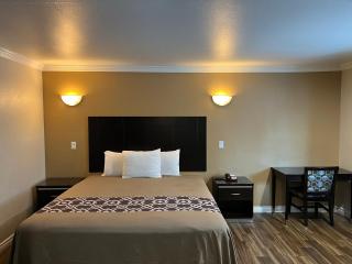 Walnut Inn & Suites West Covina - West Covina - 6