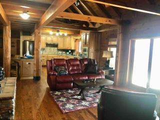 Rainbow Ridge Retreat - 5