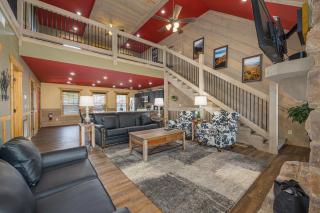 Smoky Mountain Plunge chalet - Gatlinburg - 3