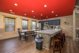 Smoky Mountain Plunge chalet - Gatlinburg - 2