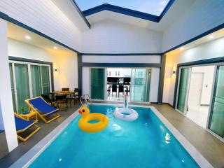 Good View Pool Villa Udonthani - Udon Thani - 2