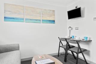 Cwtch on the Coast - 7