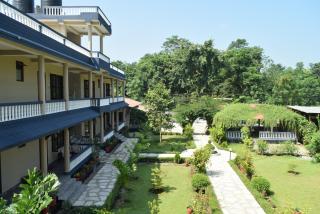 Chitwan Village Resort - Sauraha - 9