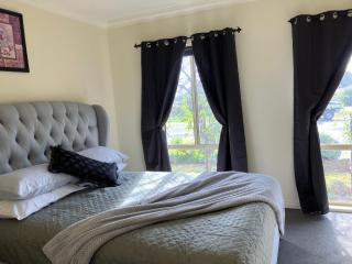 James Court Suite - Rutherglen - 3