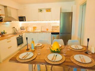 Lemon Tree Apartment - Makry Gialos - 9