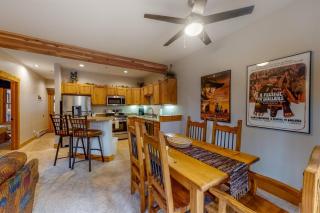 Charming Condo Nestled In The East Keystone Resort Neighborhood, Shuttle To Ski Slopes, Outdoor Pool And Hot Tub - 7
