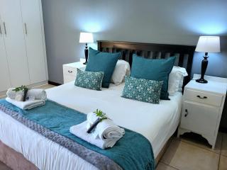 Deja' Blu Bed and Breakfast - East London - 4