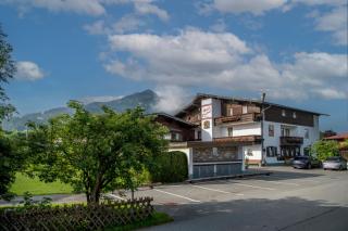 Familienhotel Central - Sankt Johann in Tirol - 6
