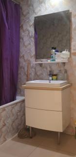 Jadwin Beautiful Room Share toilet 2 people - Londra - 2