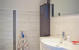 4 Bedroom Gorgeous Home In Herdla - Herdla - 3